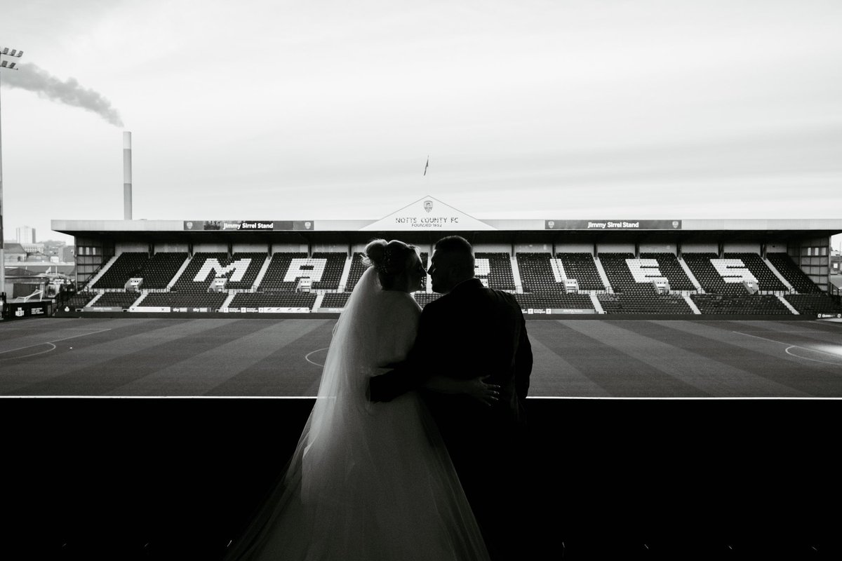 XCSX0's tweet image. Mr and Mrs Campbell 🤍🖤 you pies @Official_NCFC @campbell_correy  thankyou NCFC x