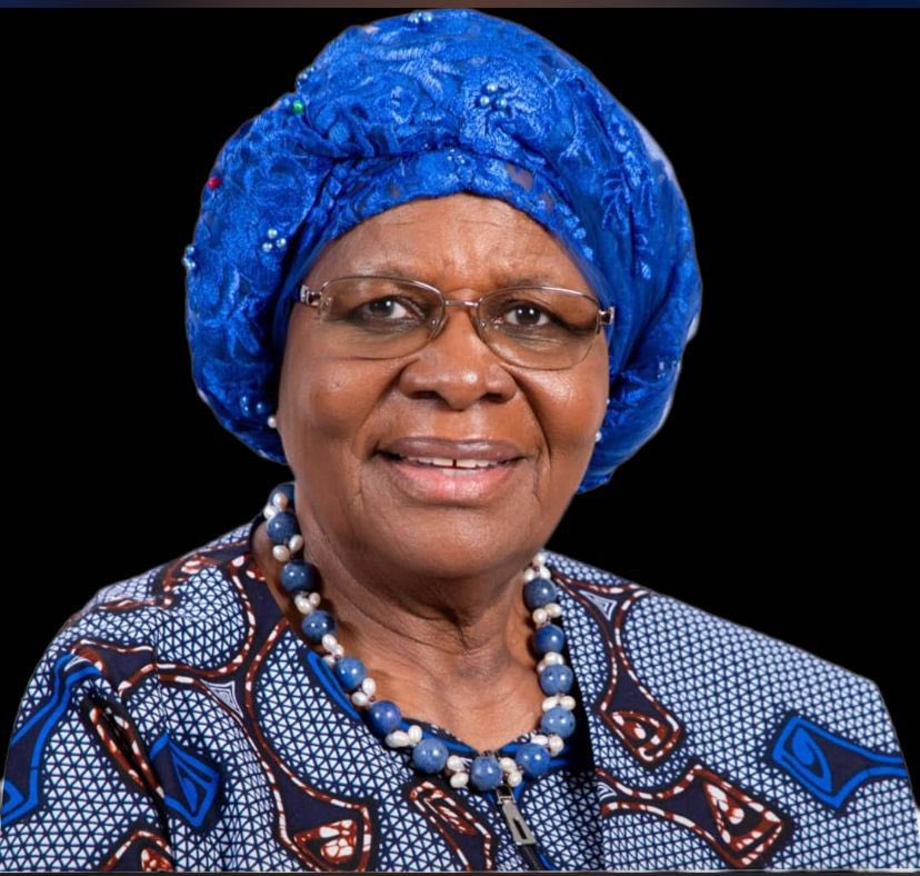 PopperSikongo's tweet photo. The first woman president of Namibia.
just practicing 😁🥳cos I like how it sounds 😮💨 #NNN #NetumboForPresident https://t.co/giZGu3gbYZ