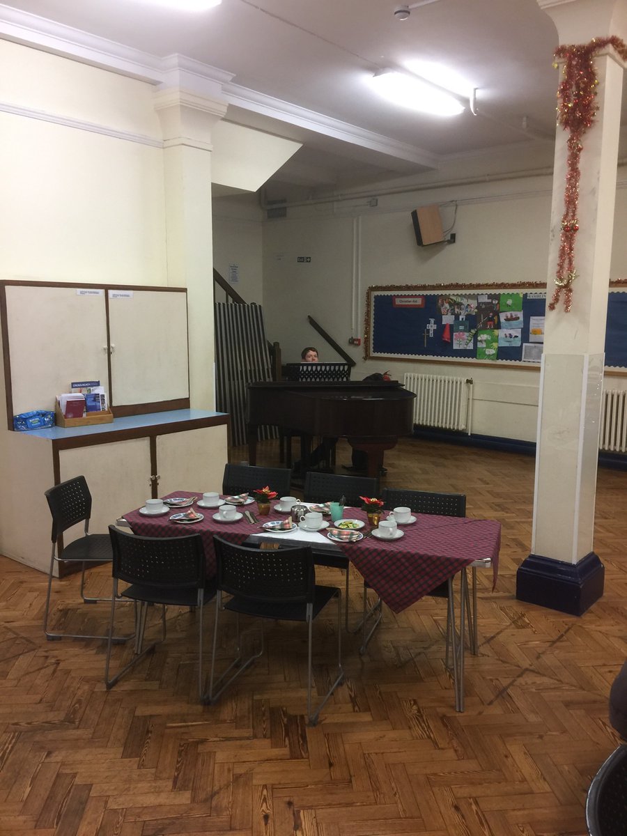 rusty12310's tweet photo. Happy St Andrews Day Lovely afternoons tea At Crown Court with pancakes and shortbread Preparing for social club event tonight when stories my fav are being served Enjoy everybody! https://t.co/ijqt2Of8sH