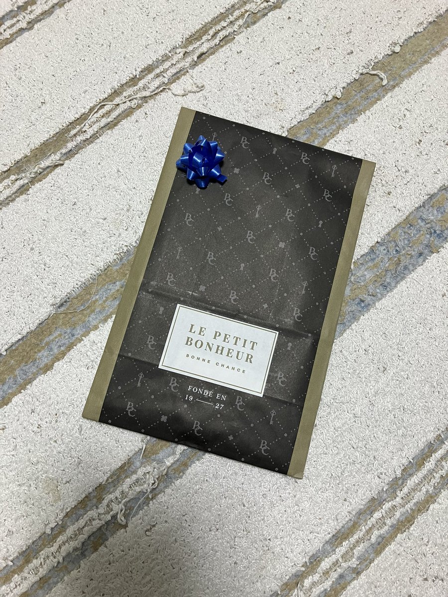 Nonette_FL's tweet photo. 少し前ですが11月誕生日で30歳になりました✌️
トコリッツからプレゼント貰えて嬉しかった
変わらずマイペースに過ごすけどこれからもよろしくです https://t.co/bG1L6vSbL7