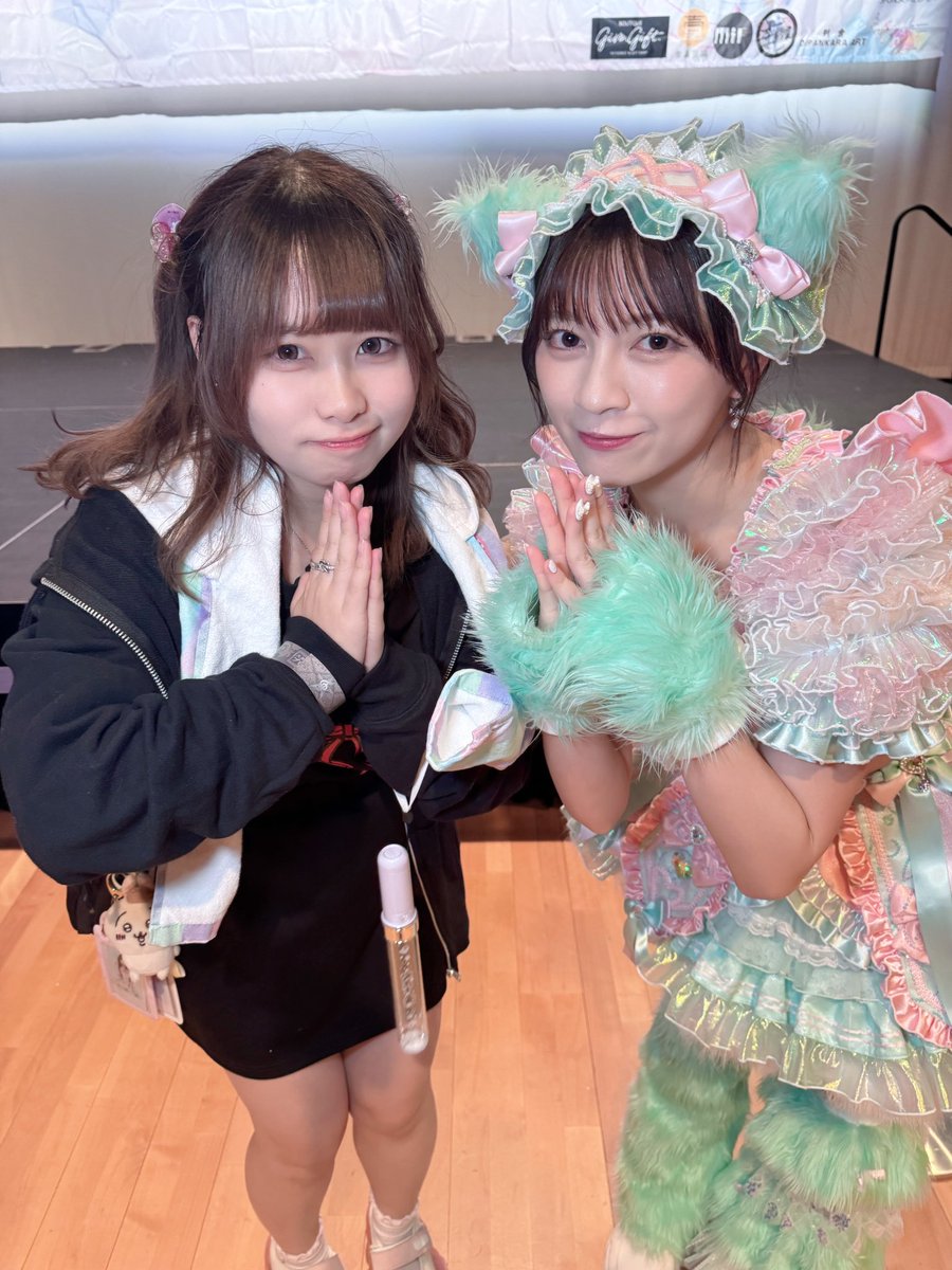 ayatan318's tweet photo. やっと香港で会えた😭🩷💜🩵💚
だいしゅき(̨̡ ᵒ̴̶̷̥́- ᵒ̴̶̷̣̥̀     )̧̢ꔛ♡ https://t.co/M3pu4Bklmi