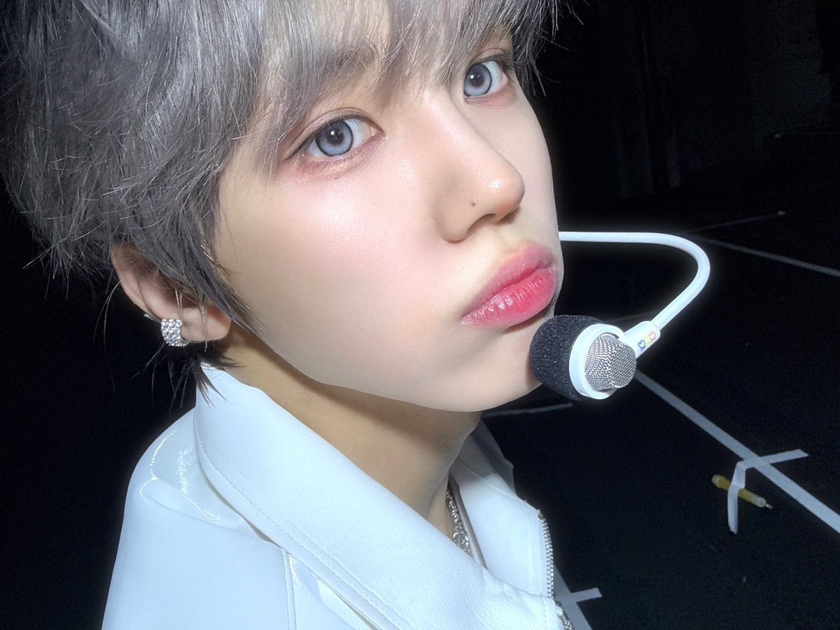 CRAVITY_twt's tweet photo. 덩나잇🐰💖
#성민 https://t.co/LCrdYhHHUu
