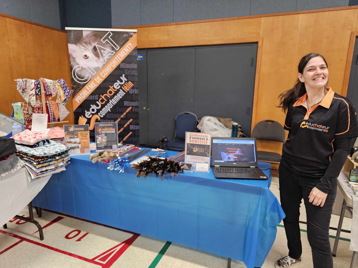 Venez rencontrer nos Educhatrices Jennie et Stéphanie au Patro Roc-Amandour à Québec dans le cadre du Marché de Noël, aujourd'hui jusqu'à 17h. 
Entrée gratuite. #Chats #ComportementFélin #Educhateur