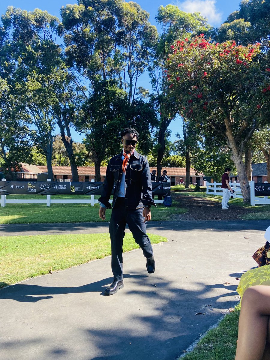 innocentmlf's tweet photo. #AFI @keletsomoraba @thetrueteko Africa Fashion International 2024 🔥🔥🔥 https://t.co/GKb43jWDqf