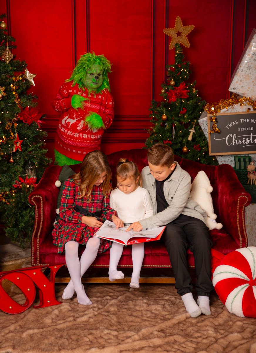 Merry Grinchmas! 😉🎄❄️❤️ #2024 <a href="/CarolynKatie/">Carrie Crisanti</a>