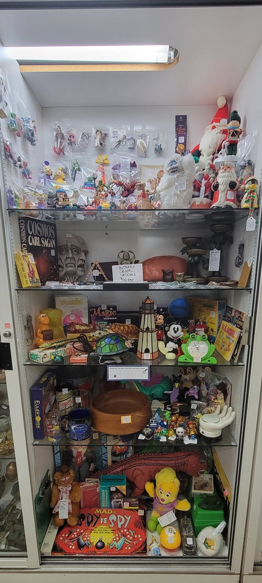 Gameboy415's tweet image. Support #SmallBusinessSaturday at Volo Antique Mall! EVERYTHING is 15% off through Sunday, 12/1! 
Be sure to check out my Cases (#612) in Mall 2 for a huge selection of #videogames, 80s &amp;amp; 90s toys, collectibles, manga, decor, &amp;amp; more!
voloshopping.com