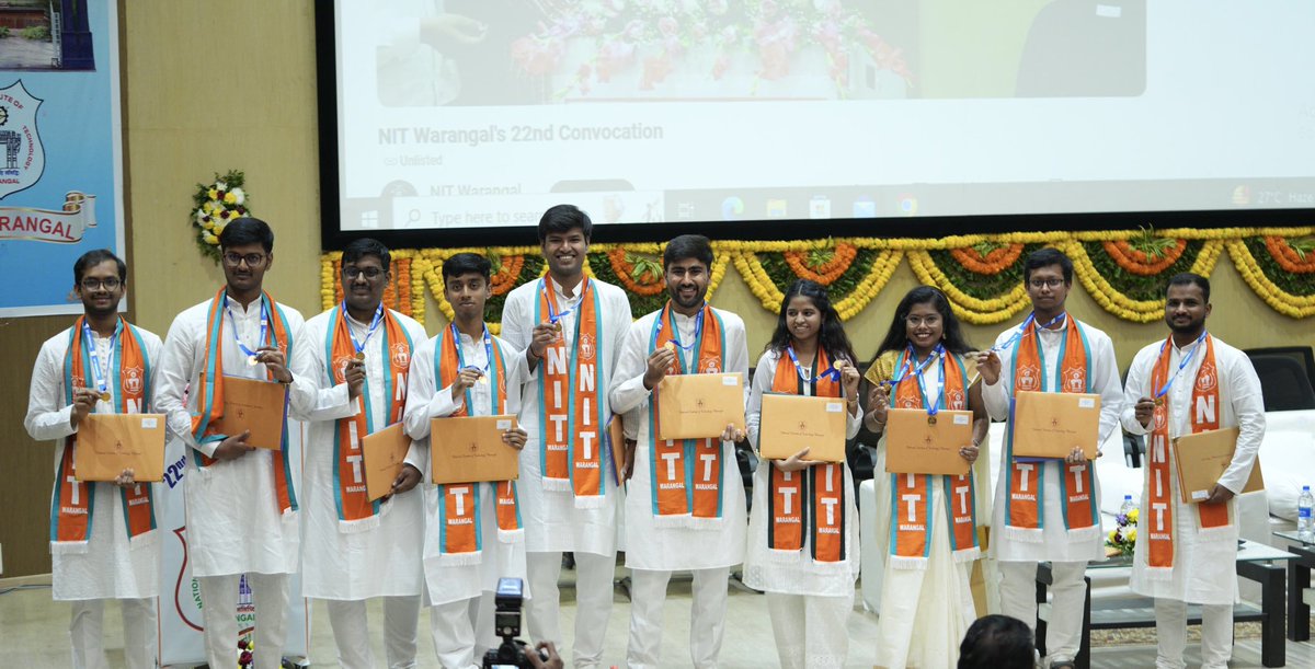 warangal_nit's tweet photo. Gold medallists receiving their degrees.
Congratulations to all the awardees for their exceptional achievements! Your success inspires us all to aim higher.
#NITWarangal #Convocation2024 #GoldMedalists #nitw #graduation #graduands #Graduation2024 #graduationday https://t.co/yeb1vGyoSo