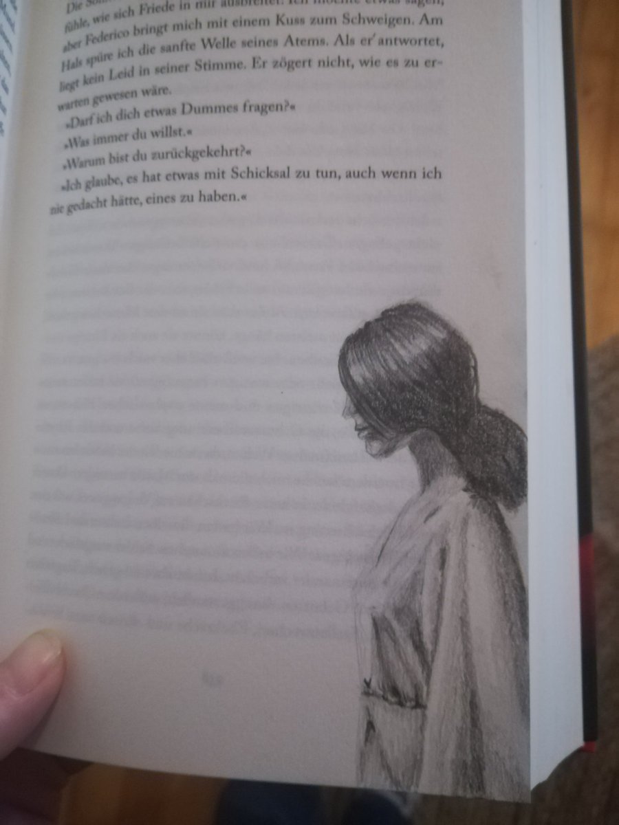 Heute bekommt der öffentliche Bücherschrank zwei neue Schätze mit Zeichnungen von mir. Bin so aufgeregt 
#art #bücherschrank #überraschung #kunstinbüchern