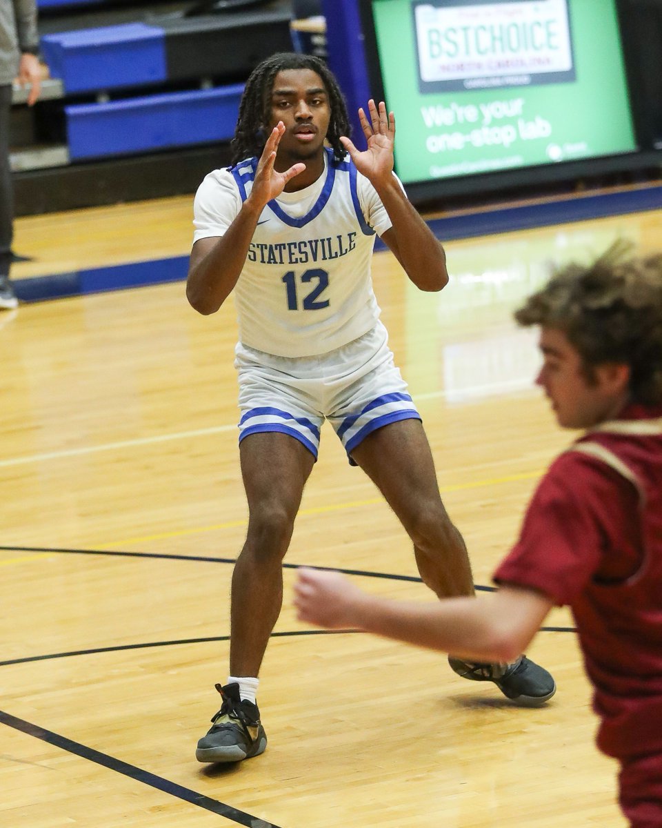 2025 Kevin Bryant (Statesville) has been a steady force, scoring well around the basket, helping attack the glass, and be a physical presence overall for his team today. #PhenomLakesgiving