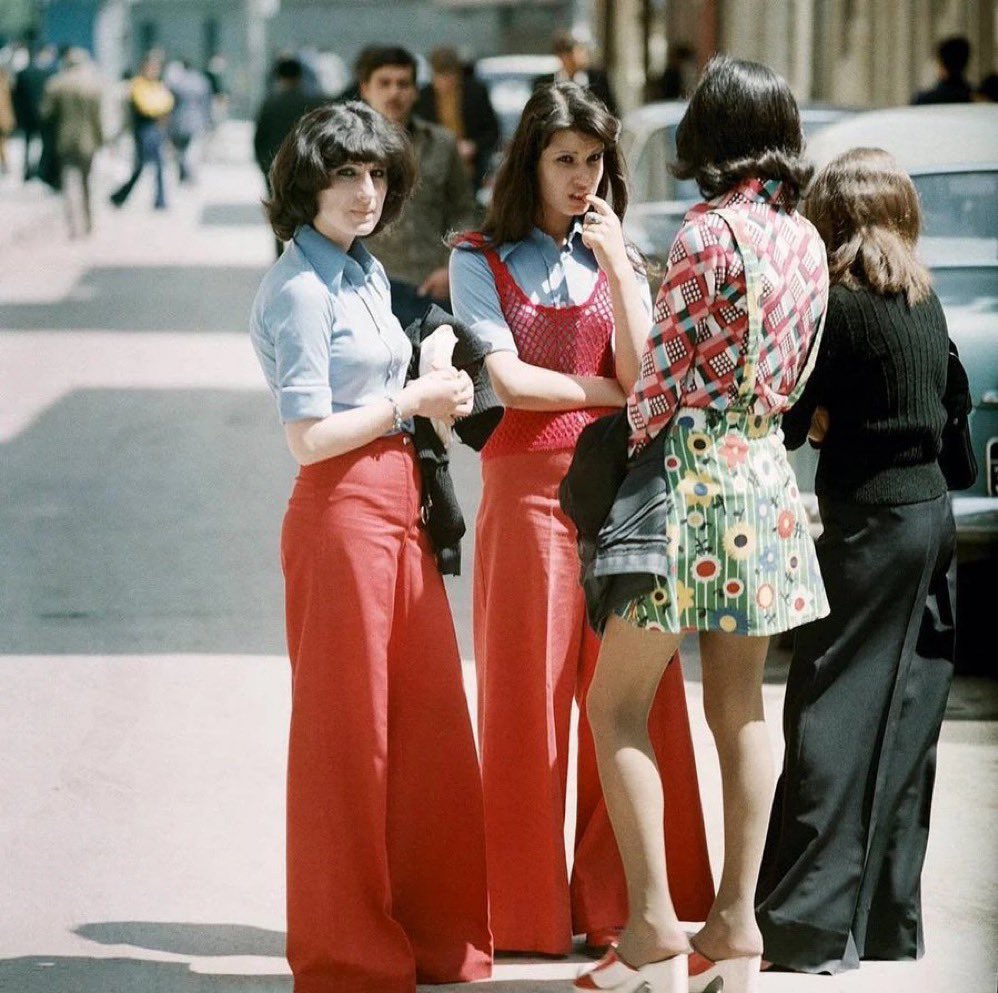 realMaalouf's tweet image. Syria in the 1970s, before the Islamization.