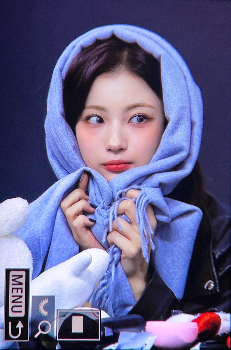 241130

#ICHILLIN #아이칠린 #YEJU #예주