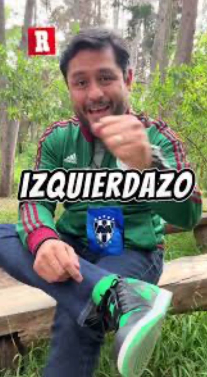 mr_victoraleman's tweet photo. Todo pndejo diciendo que Monterrey pidiรณ que le bajaran un partido a Lucas Ocampos por debajo del agua y sale la @Arbitraje_MX a confirmar como con el reglamento lo hace Monterrey ๐
#ConTodoYContraTodo https://t.co/Fm1cCtX4Bz