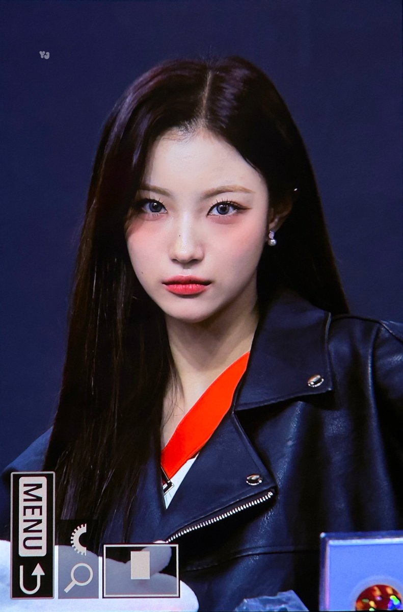 241130

#ICHILLIN #아이칠린 #YEJU #예주