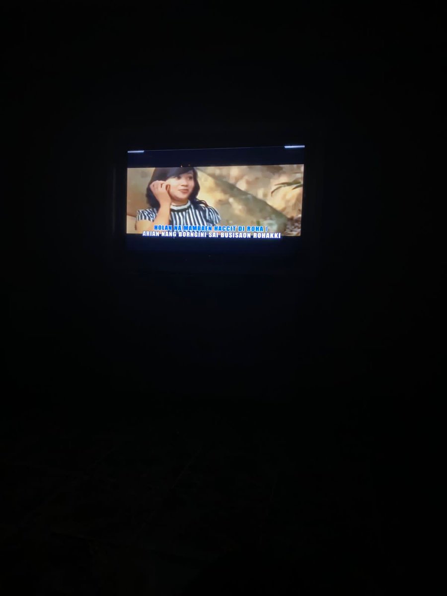 tuela_sembiring's tweet photo. Dimana kaki di pijak mardua holong lagu ya 🥴 https://t.co/7jHcrB4SVZ