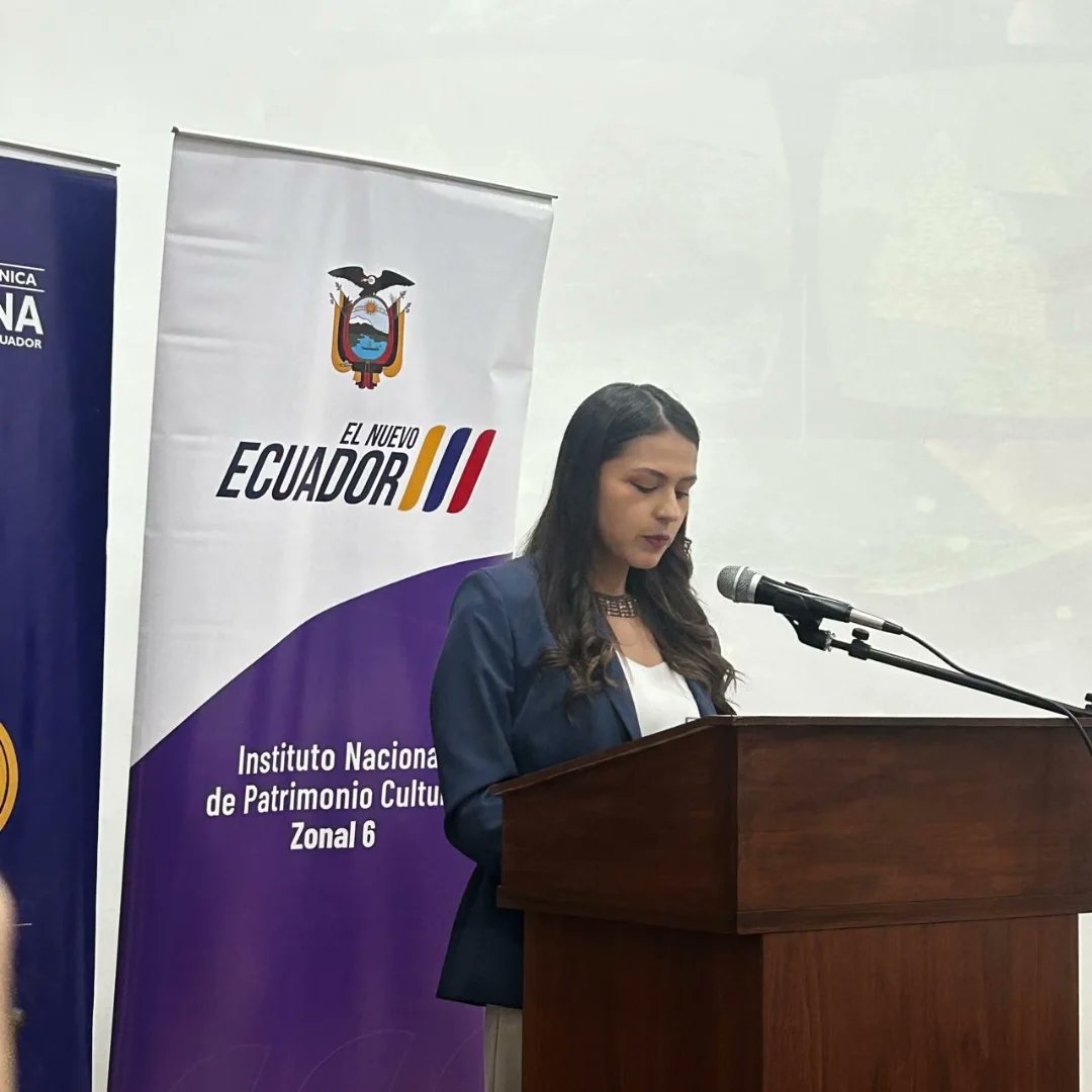 INPCEcuador's tweet photo. #INPCInforma 📚✨
En el auditorio de la "Casa de las Palomas", sede del INPC Zonal 6 en Cuenca, se realizó el lanzamiento del libro “Uso de tecnologías para la gestión y preservación de bienes culturales”, una obra coordinada por el Dr. Blas Garzón y publicada por la editorial Abya Yala de la Universidad Politécnica Salesiana.
Esta publicación, fruto del trabajo colaborativo de funcionarios del @INPCEcuador, investigadores de diversas universidades y equipos multidisciplinarios, surge como resultado de uno de los simposios del XI Congreso Ecuatoriano de Historia 2023, organizado por la Universidad Andina del Ecuador.
Con este aporte, reafirmamos nuestro compromiso con la preservación y conservación del patrimonio cultural, fortaleciendo el conocimiento y el uso de tecnologías innovadoras en esta importante tarea.
¡Seguimos construyendo el futuro a partir de nuestra historia! 🙌
#ElNuevoEcuador 🇪🇨
@Cultura_Ec
@upsalesianaec