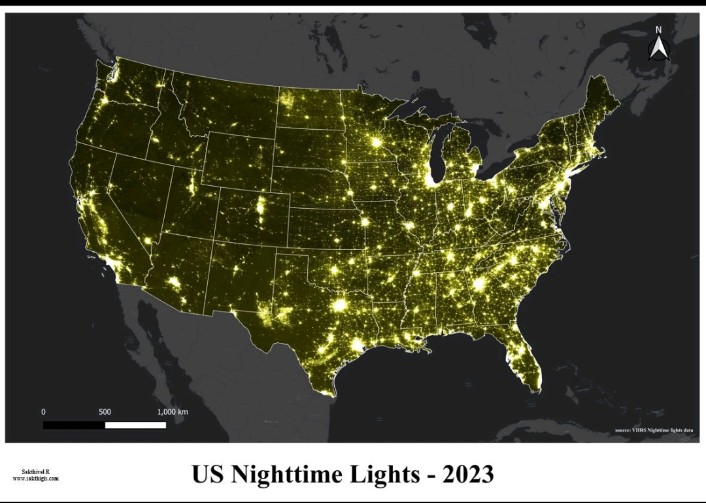 Day 30 of the #30DayMapChallenge: The Final Map

𝗠𝗮𝗽: 𝗨𝗦 𝗡𝗶𝗴𝗵𝘁𝗹𝗶𝗴𝗵𝘁 𝗗𝗮𝘁𝗮 - 2023

For the final challenge, I chose to revisit nightlight data to create a stunning visualization of the United States.