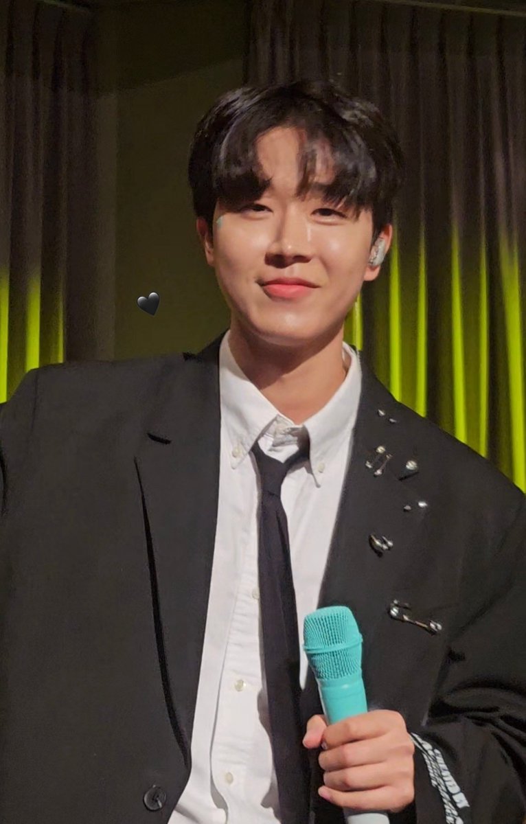golgye_S2's tweet photo. 이찌방실력파아이돌 김동현..🥹🥹 https://t.co/BEpiMSXFXI