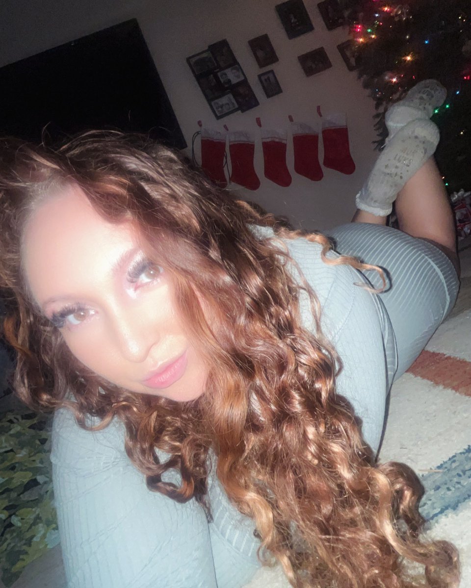 Sisilynn30's tweet image. Merry Christmas #Christmas #entertainment #onlyfans