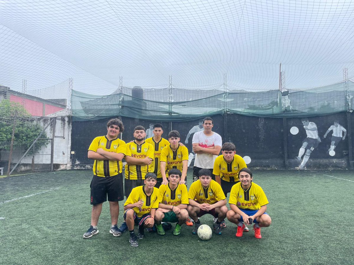 GANOOO CIRUJAS TW🇦🇹

El equipo ganó por 1-0 ante Cirujas de Tafí 

Tomás Manzanares ⚽