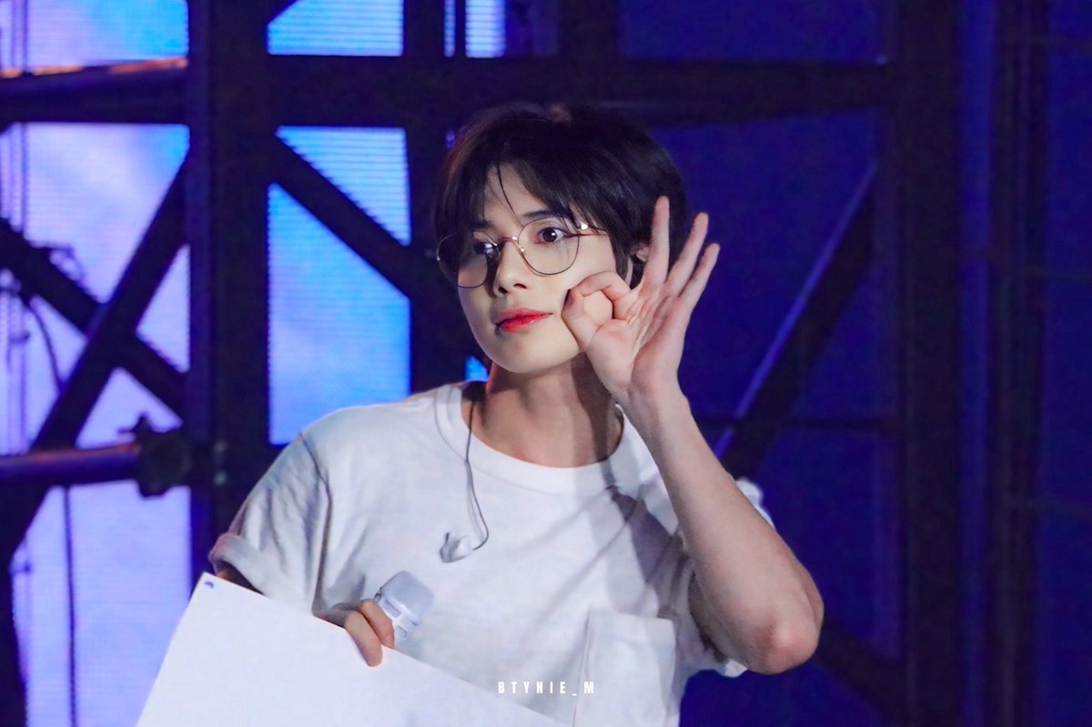 241130 #ACT_PROMISE_in_OSAKA 

👌🏻🍡たこ焼き🩵

#TXT #TOMORROW_X_TOGEHTER #TAEHYUN 
#투바투 #투모로우바이투게더 #태현