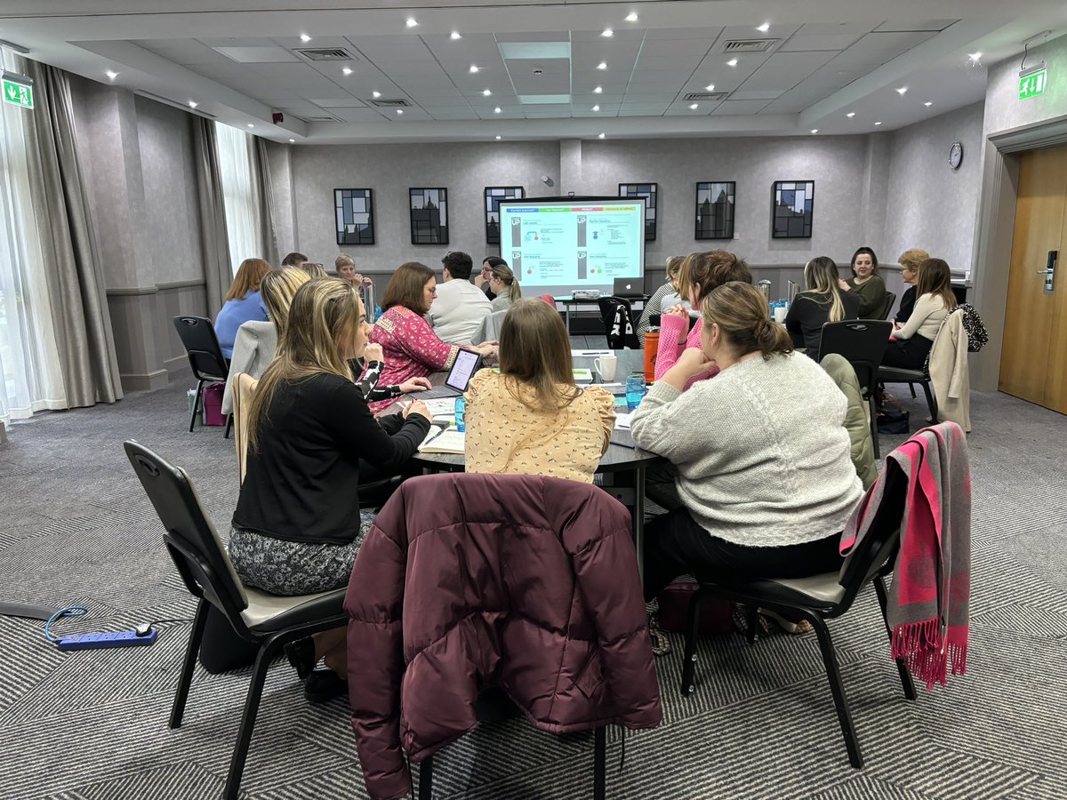 Brilliant to have so many delegates at today’s Power Up Your Pedagogy Conference in Edinburgh! There was a great buzz in the room and I’m delighted so many people found it so useful. Thanks for coming! 😊