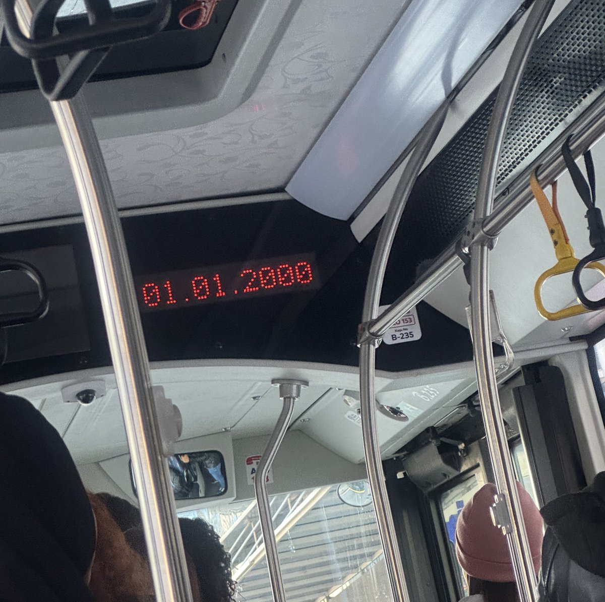 Aslında her şey rüyaymış ve 2000 yılındaymışız -İstanbul