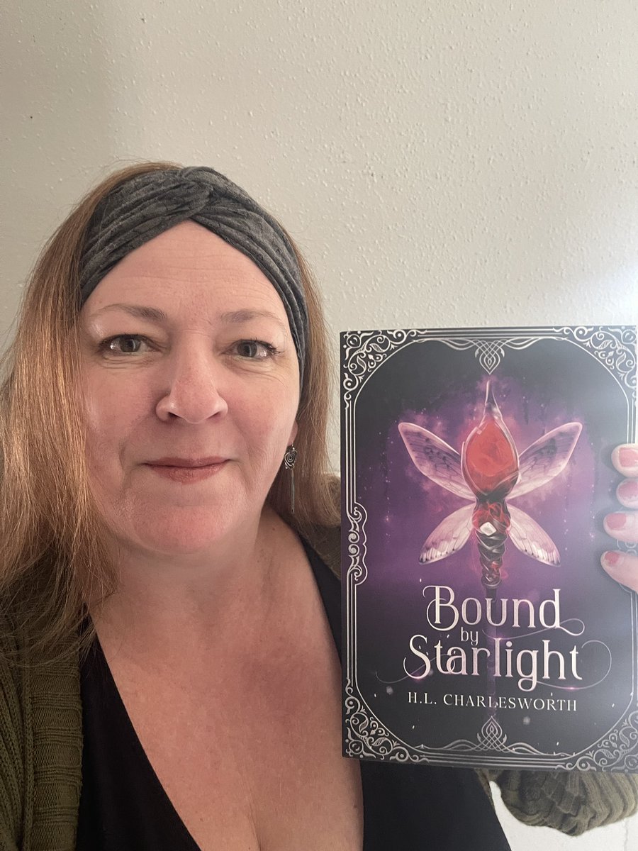 wineandweeds's tweet photo. My niece wrote a book, y’all!!! #ProudAunty 

Get yourself a copy: https://t.co/6oCgU7fCNR https://t.co/6b8xSiBc5i