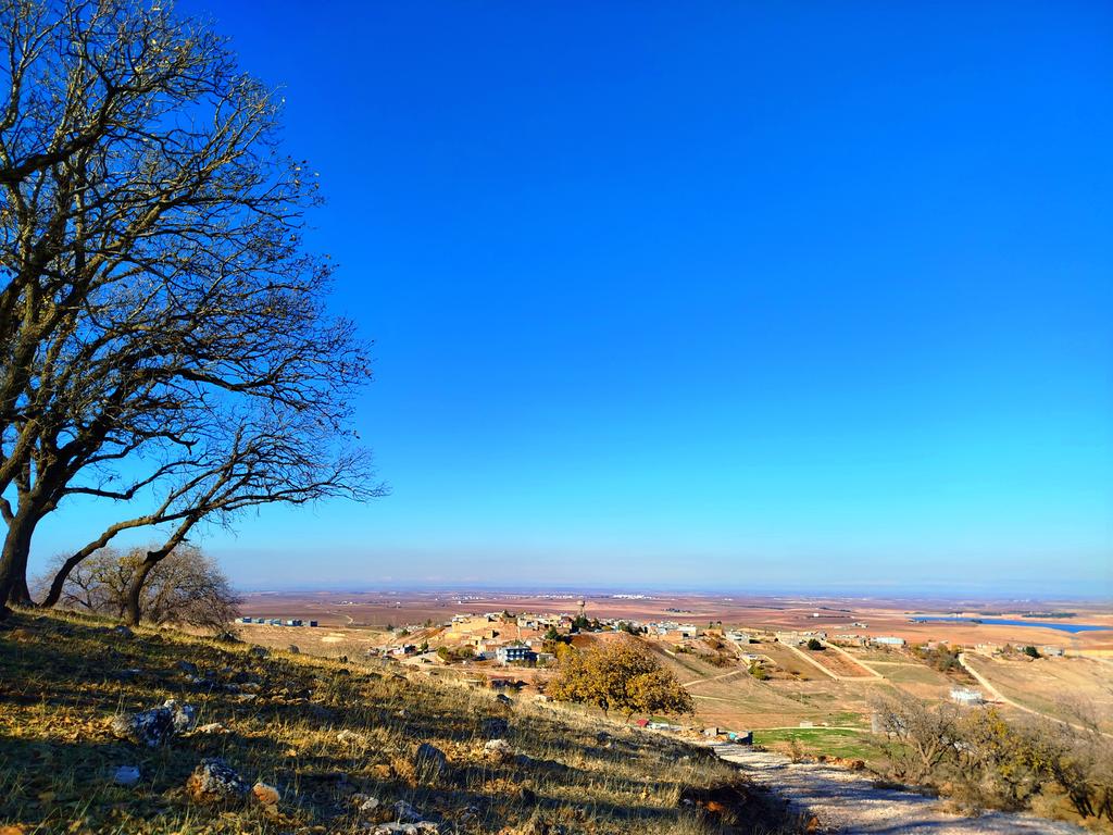 Payîz û gund...

<a href="/arya_paleous2/">ARYA PALEOUS photo</a>