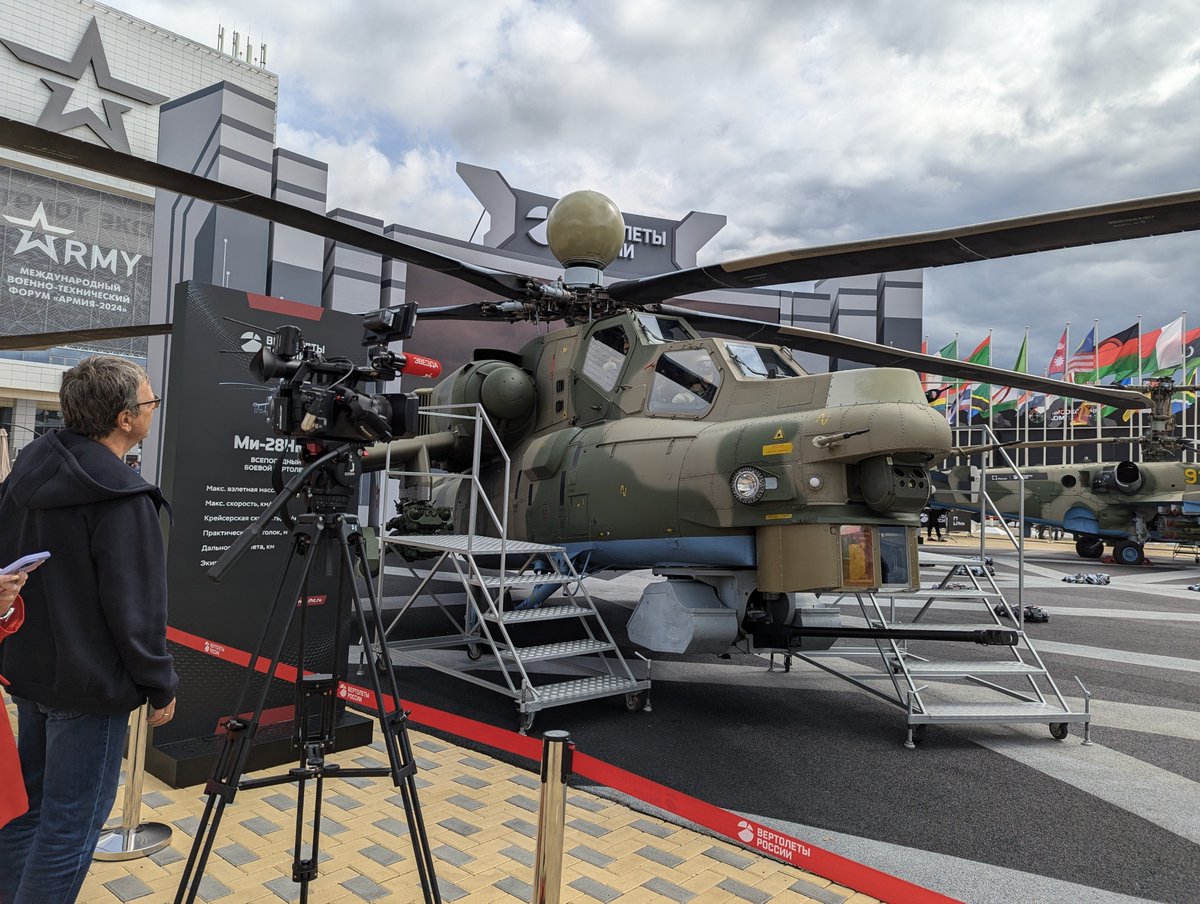 Vgast_RED's tweet photo. Ми-28НМ: «Ночной суперохотник» («Армия-2024»)
#Ми28НМ #НочнойСуперохотник #Армия2024 #Россия #2024Russian https://t.co/FueDmWD2Jl