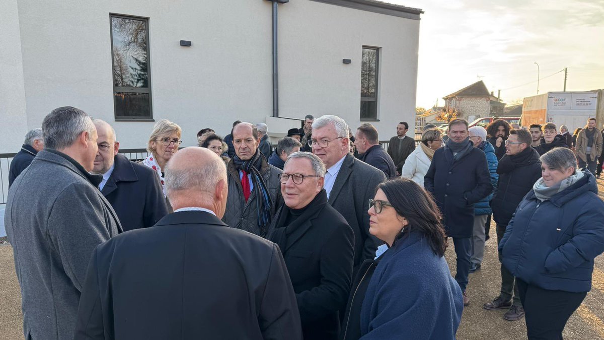 JM_Roze's tweet photo. Une belle après-midi à #Suippes pour l’inauguration de plusieurs projets structurants pour la commune. Des projets dont la plupart ont bénéficié du soutien du @DptMarne. En présence notamment du maire François Collart, du président de la communauté de communes François Mainsant, du sous-préfet Raymond Yeddou @Prefet51, @lise_magnier @ASRomagny @ChevalierSenat ainsi que mes collègues conseillers départementaux @ChristianBruyen Valérie Morand et Thierry Bussy