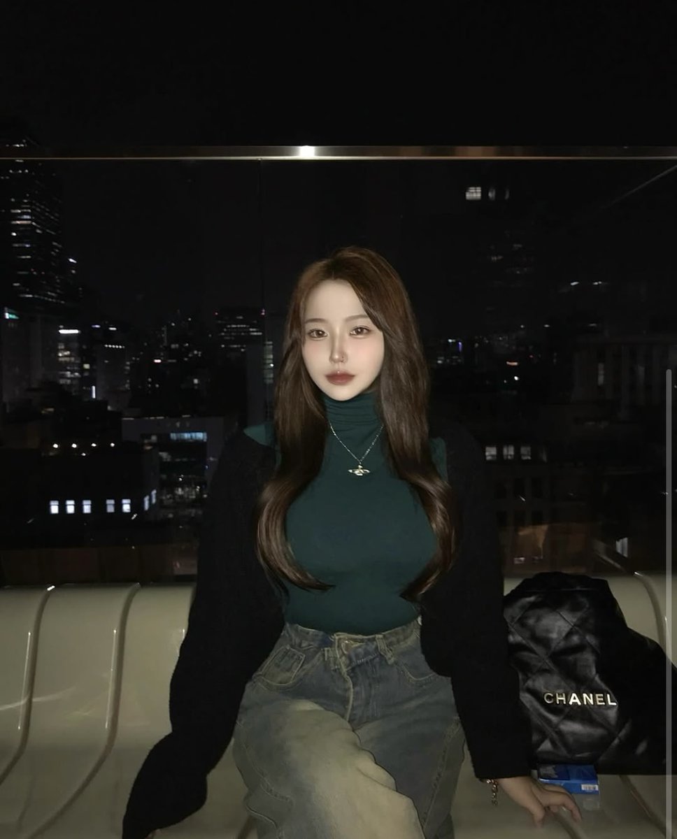 hsyeonFD's tweet photo. #여깨 #붙여 #여왕깨기 #지인능욕 #FD #얼싸 #암캐 #숫캐
요즘 여왕들 다 죽었니?🤭 https://t.co/VbAD3xB7UN