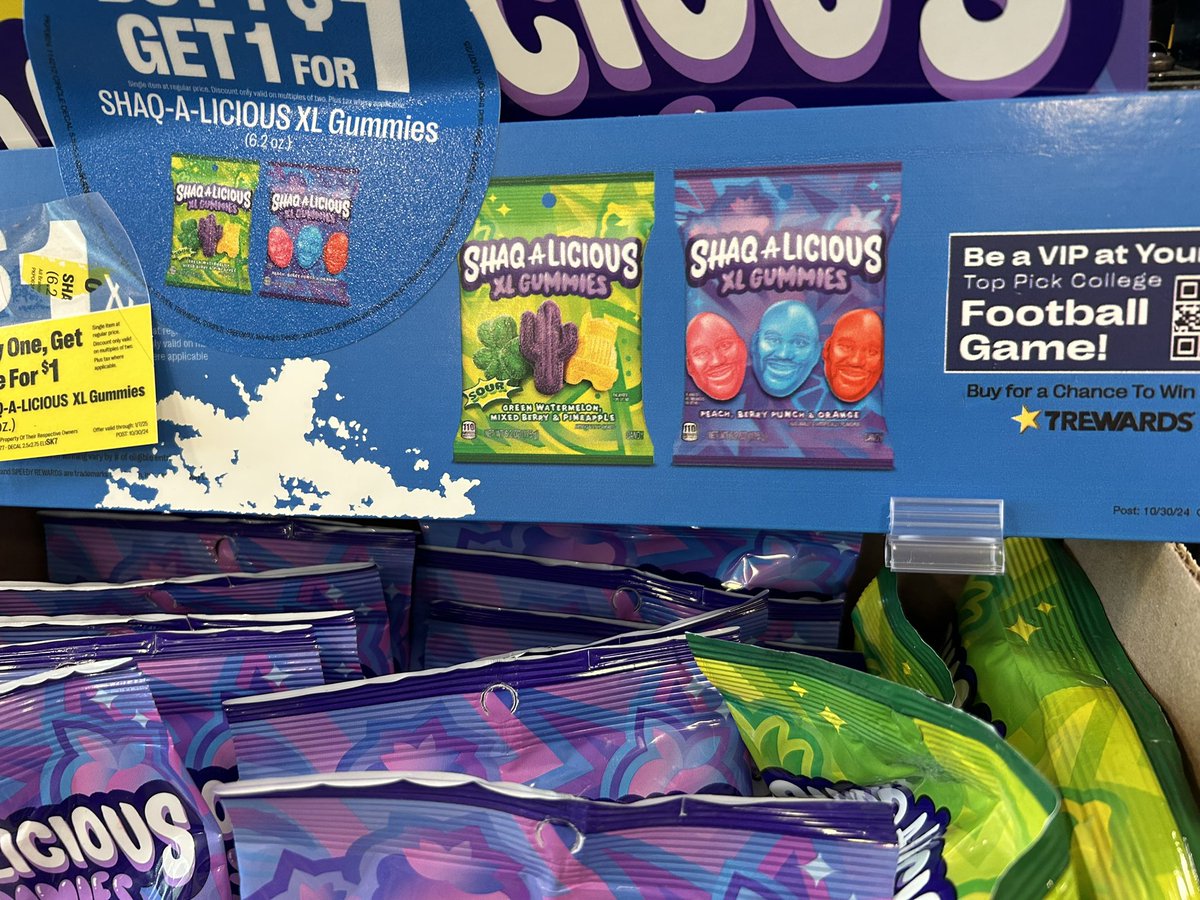 Chooglin’ is for the Ghouls tweet media