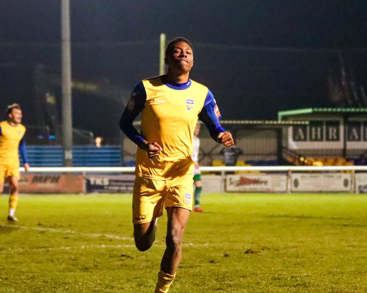 Back with a 𝗕𝗔𝗡𝗚💥

<a href="/MontrellDeslan1/">Montrell Deslandes</a> 

#YAMC💛💙