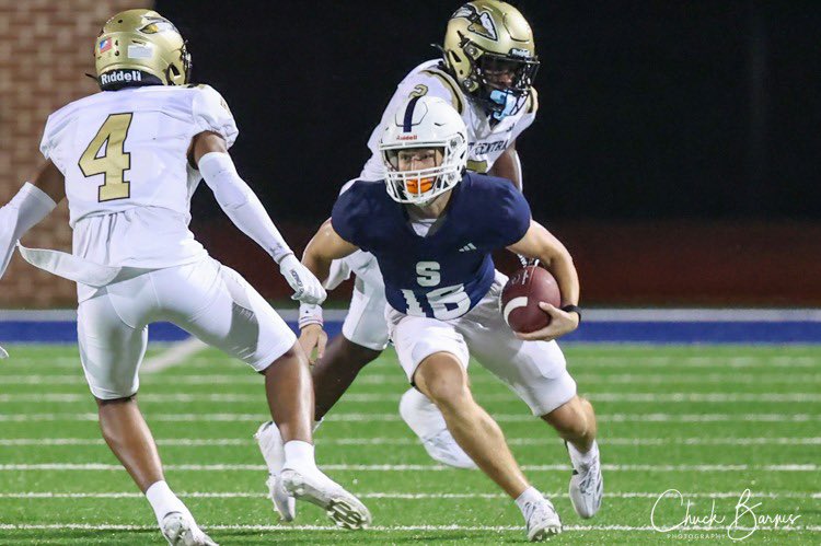 trey_irving3's tweet photo. #AGTG after a good conversation with @carterhankins11 im blessed to receive an offer from @SMCC_Athletics @hunter15collins @COACHMARCHIGH @GautierFB @wyattdalton4 @Fredrick07N @KainenRush_7 @kaden_irving https://t.co/diC4cZaKSm