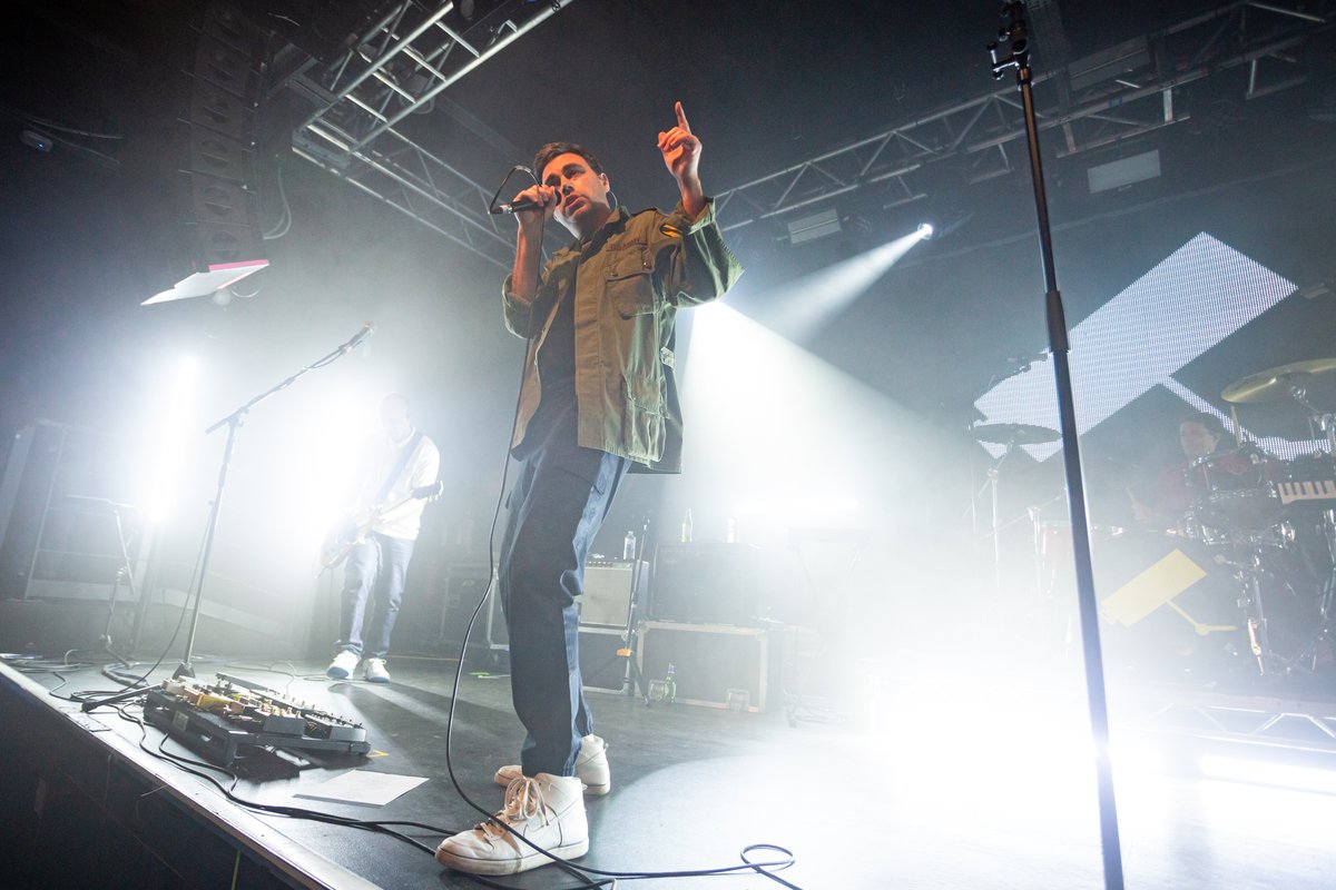 andrewbenge's tweet image. Last night @HARD_FI  at @leedsunievents #leeds #hardfi #gig #MiddleEasternHoliday #GottaReason #StayAlive #HardtoBeat #LivingfortheWeekend #CCTV