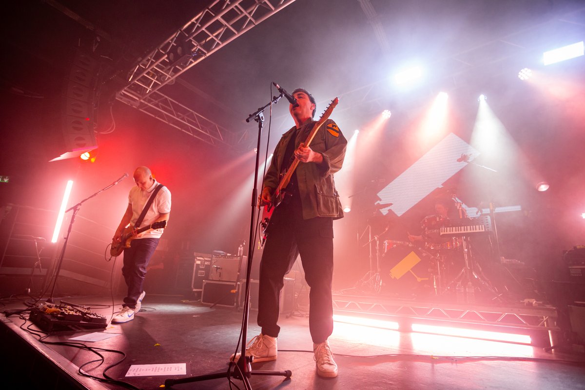 andrewbenge's tweet image. Last night @HARD_FI  at @leedsunievents #leeds #hardfi #gig #MiddleEasternHoliday #GottaReason #StayAlive #HardtoBeat #LivingfortheWeekend #CCTV