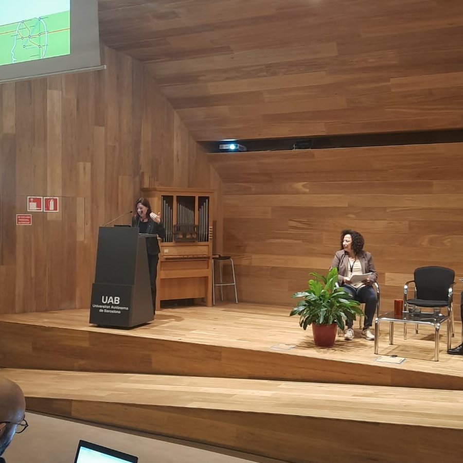 Escacs a l'escola tweet media