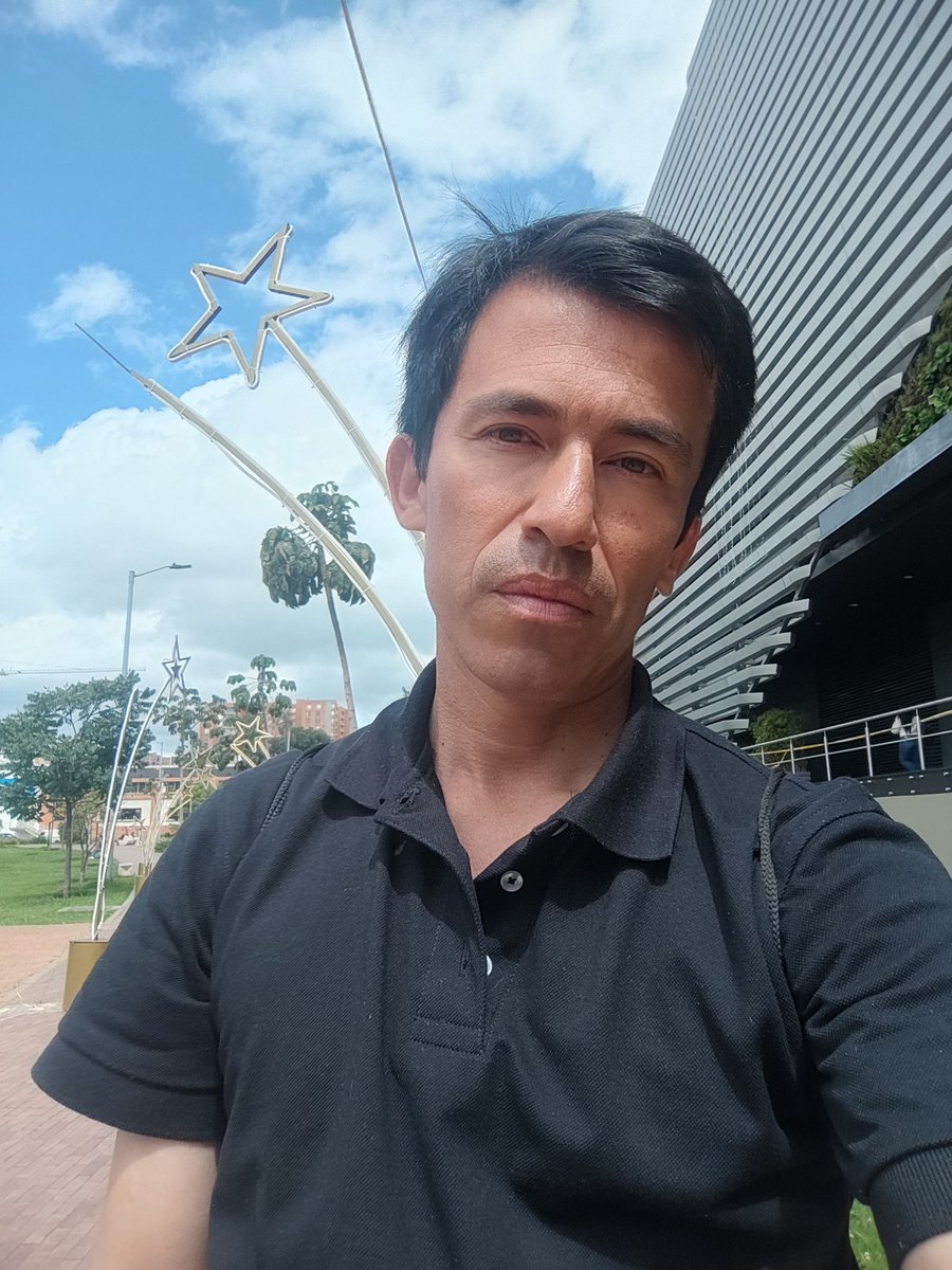 llanoHairyDick's tweet photo. Hora del break #Sabado de #Cuarentones https://t.co/6YdnsFedbo
