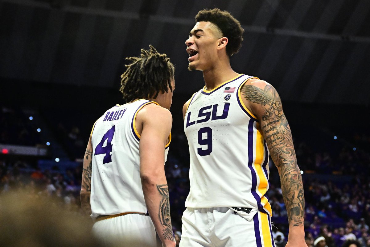 11-29-2024… A fun Friday night in Baton Rouge! Thank you to our great crowd… we need your ENERGY in the PMAC Tuesday at 8:00pm vs. Florida State!!! Big Time Opportunity! #BootUp