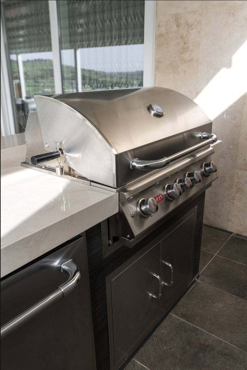 Elevate your outdoor living with a bespoke outdoor kitchen, designed exclusively for your lifestyle. ✨

🌍 Locate a dealer near you and begin creating the outdoor kitchen you’ve always dreamed of. Luxury starts here.