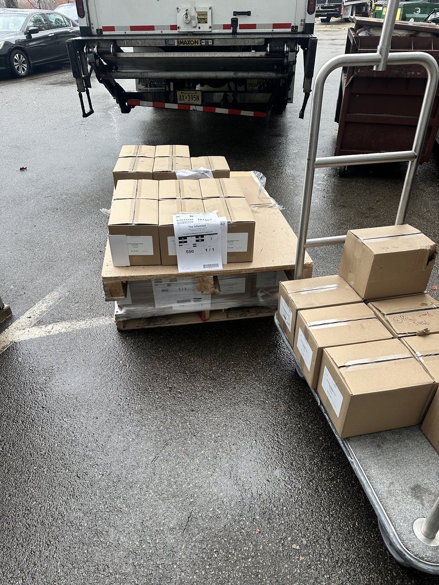 TheInfamous Magazine tweet media