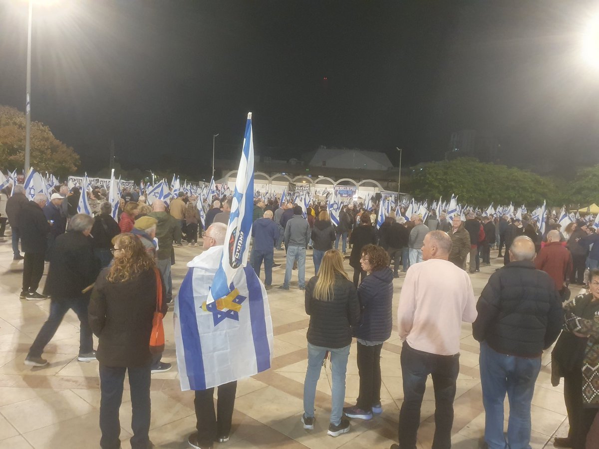 RonnyHacham's tweet photo. בכפר סבא.... https://t.co/iMD2qI8lBl