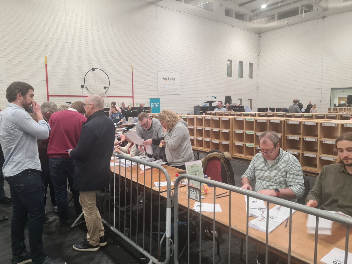 Conn Ó Muíneacháin tweet media