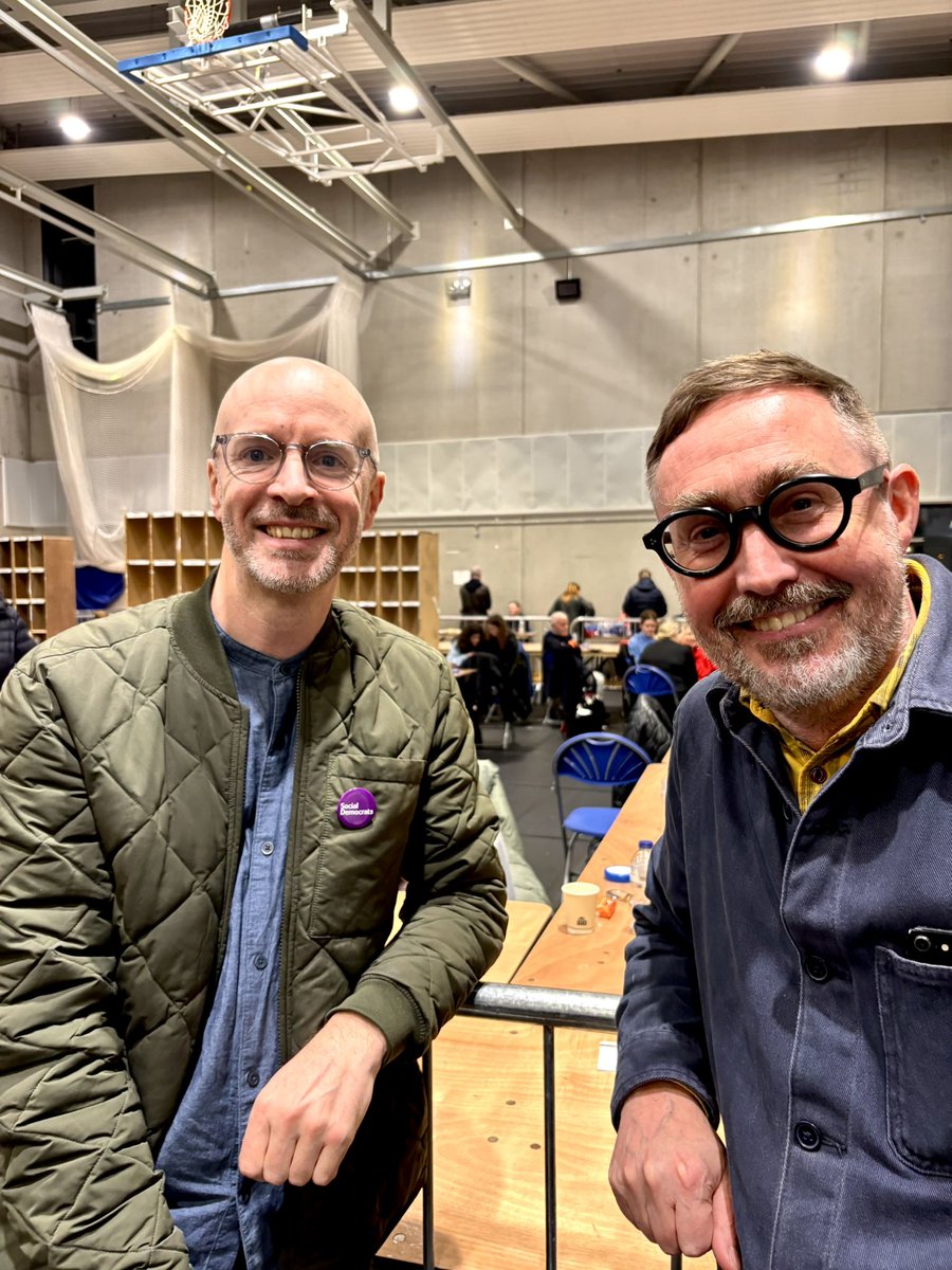 I’m seeing double - four Eoin Ó Broins!

<a href="/EoinOBroin/">Eoin O'Broin</a> <a href="/CllrEoinOBroin/">Cllr Eoin Ó Broin 🇮🇪 🇫🇷 🇸🇪🇪🇺 🌏</a> 

#dubmw #dmw #dubmidw #ge24