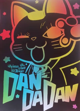 ItsEllaDoll's tweet photo. Fanartzinha da Velha Turbo gato de DanDaDan na folha magica/scratch paper. Eu estava devendo fazer fanart desse anime maravilhoso🐱
#Dandadan #dandadanfanart #turbogranny #fanart #animefanart #art #ScratchPaper #neko #dandadanDANDADAN #Dandadananime #BRart #brazilianartists https://t.co/DGac1HsjJK