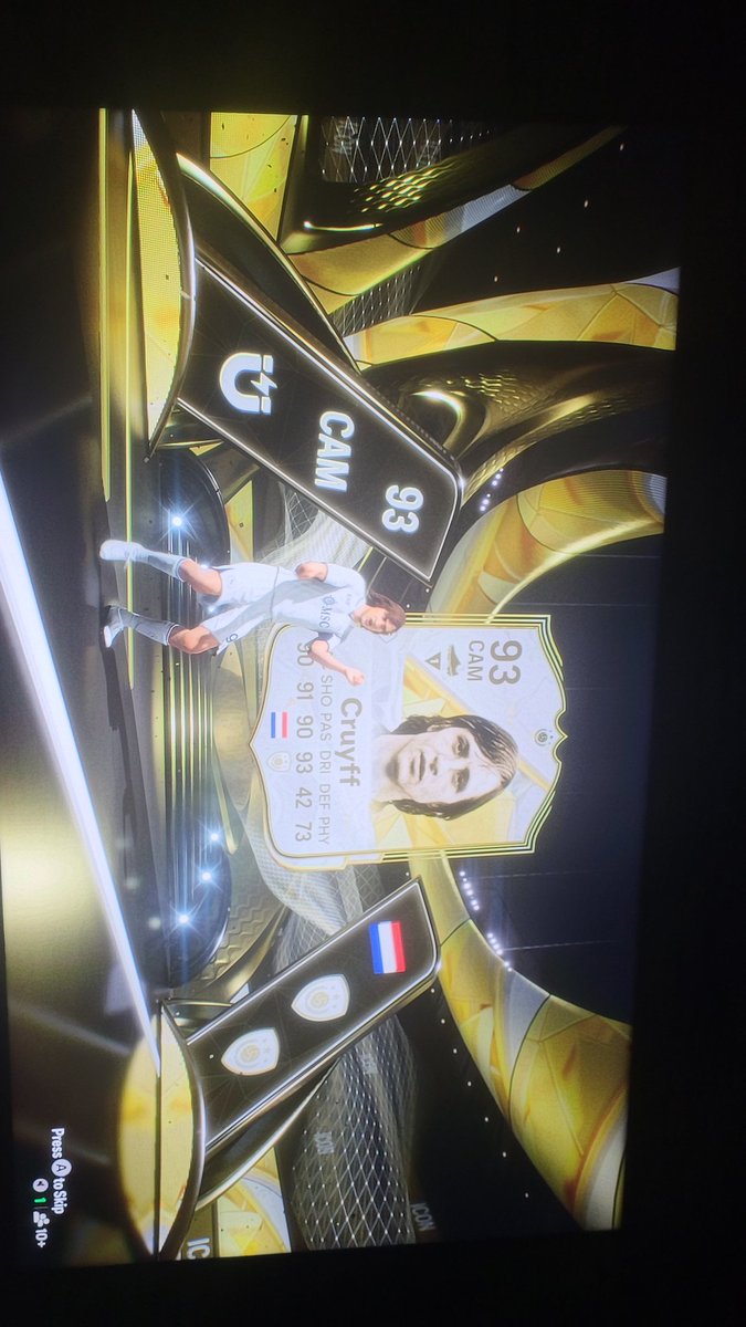damionw452's tweet photo. @FutSheriff Icon sbc 😂😂 https://t.co/10UPyBNcHW