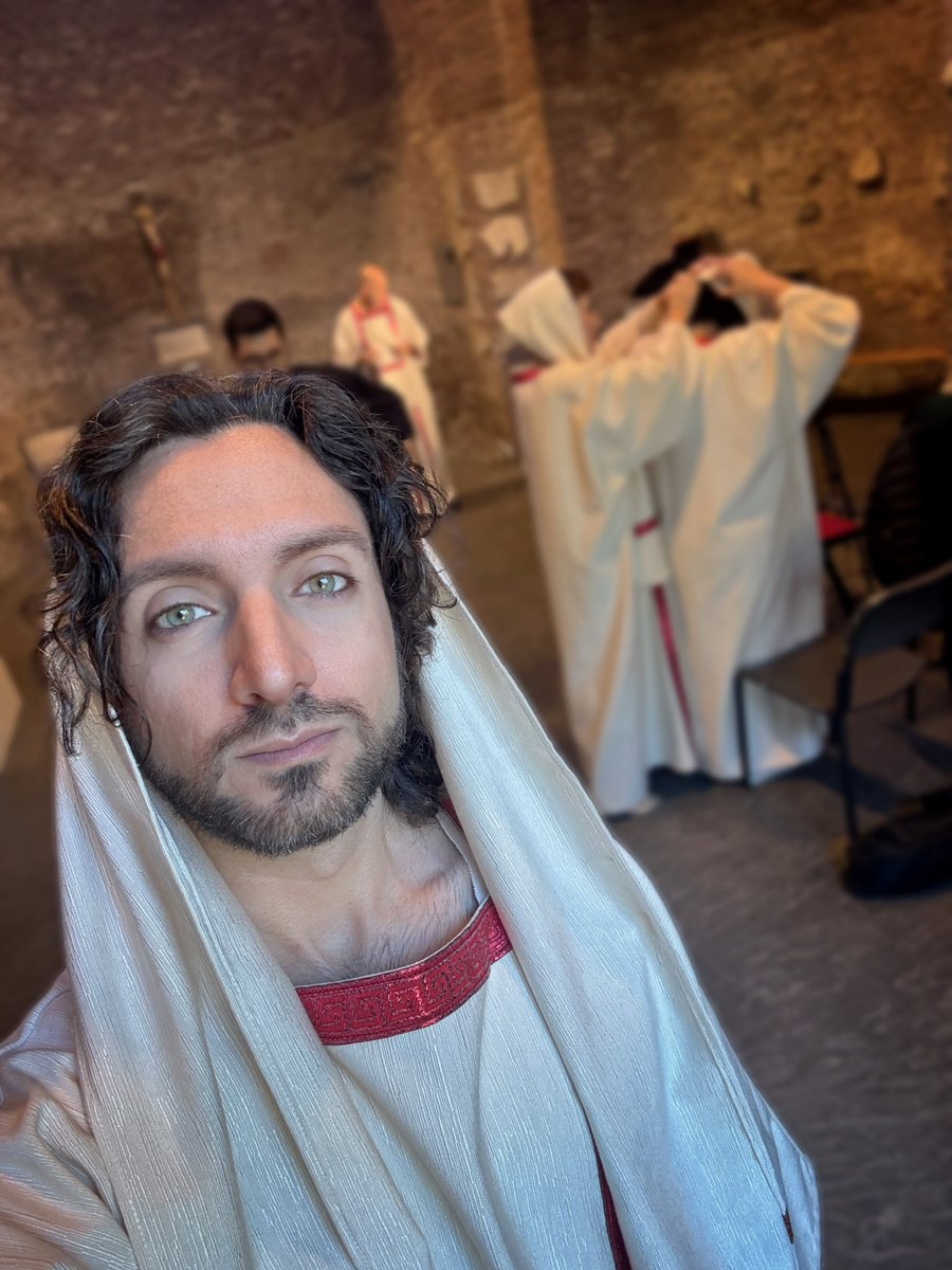 MarcoCiardoMC's tweet photo. Recording session with the Roma Opera Omnia ensemble, at Catacombe San Callisto, Rome. 
New music contents soon! 
- 
#recording #session #ancientmusic #ensemble #marcociardo #tenor https://t.co/lLTZAp6lHJ