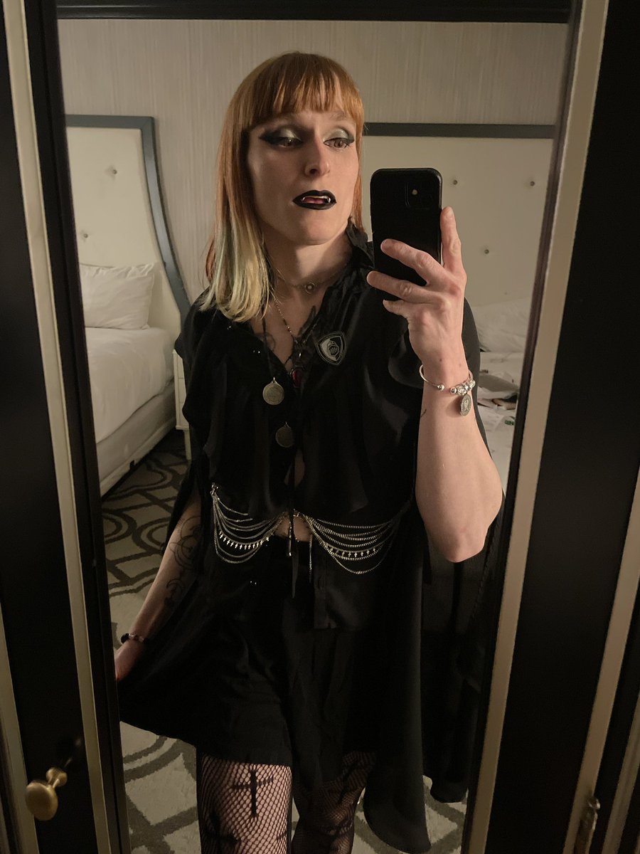 Blushing_Rocker's tweet photo. Vampire photo dump https://t.co/I9zEM3PXeA