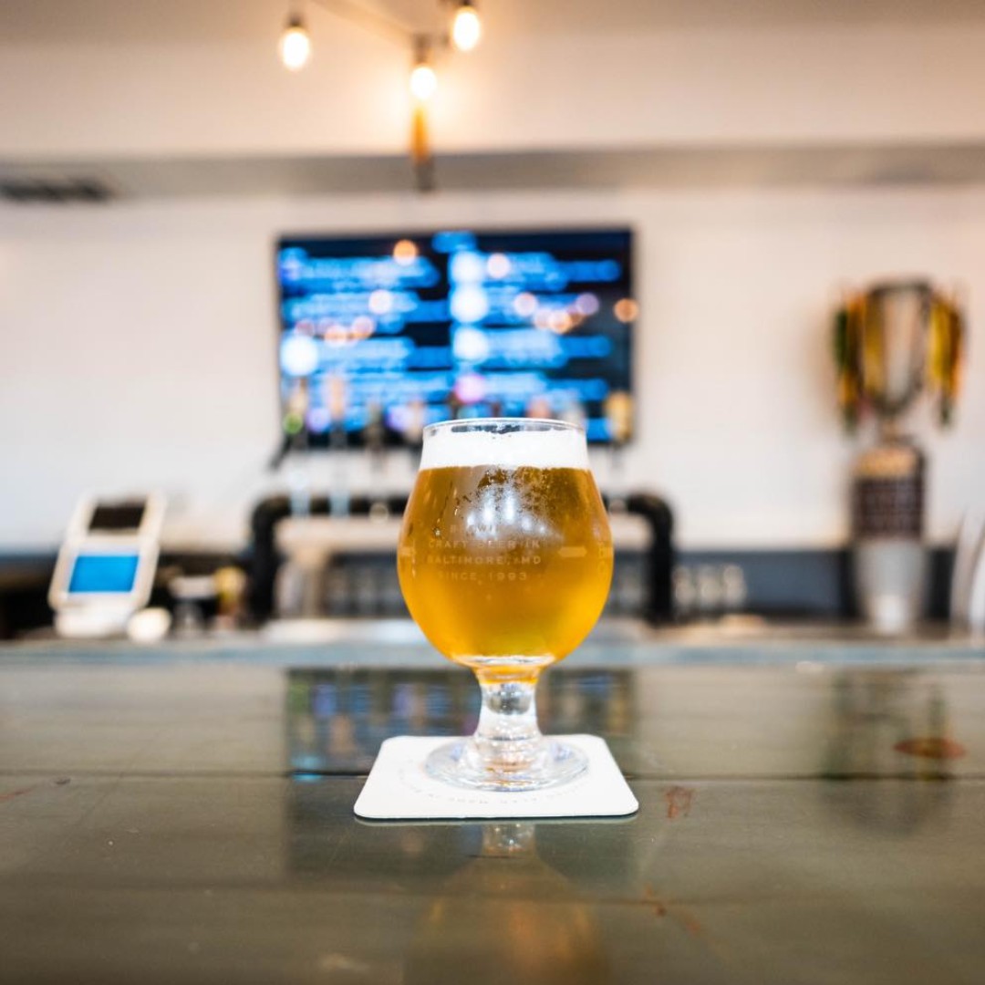 Come celebrate #SmallBusinessSaturday with us!

We’re open until 5 PM and have everything you could need, or want, from #beer for here, beer-to-go, and #brewery merch/gift cards for those #craftbeer lovers on your list 🍺🎁 #oliverbrewingco #mbeer #drinklocal #baltimore #mybmore