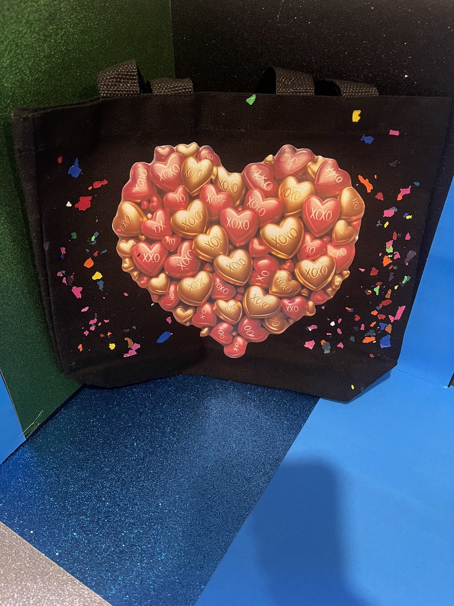 MLKS247's tweet photo. M.L.K’S Custom Bags For Women 🔥🔥🔥🔥 Now Available On Online https://t.co/3LysRhKZRd